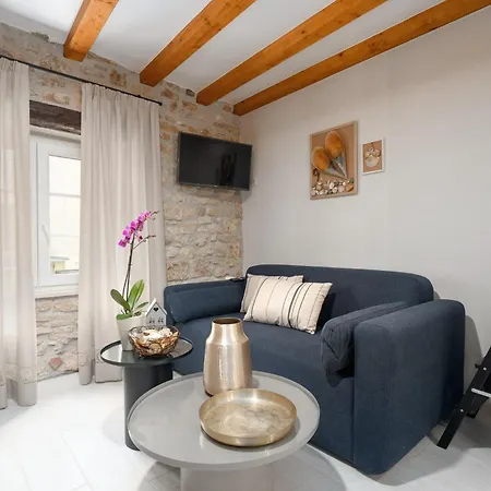 Piazzetta Premium In Old Town Poreč